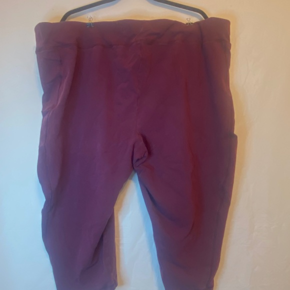 Women's Plus-Size Sport/Active Capris, Size 4x - Picture 2 of 2
